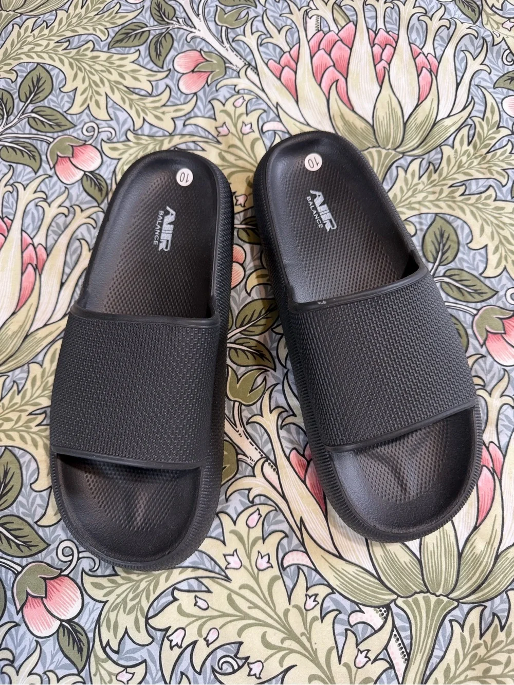 Air Balance Men's Black Slide Sandals. Size 10. EU40. NWOT.